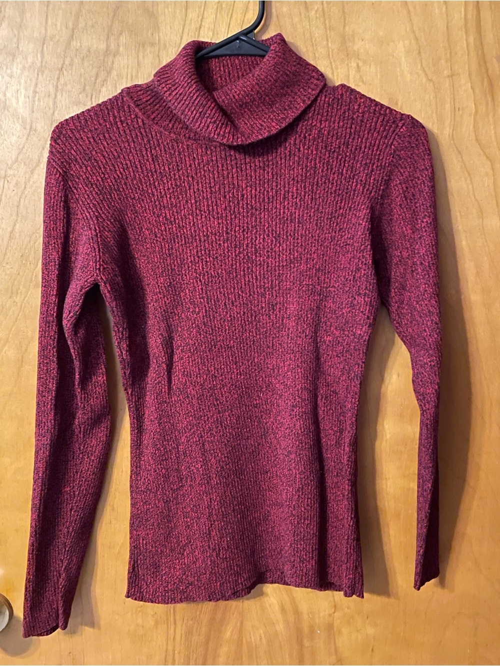 Liz Claiborne Burgundy Heathered Turtleneck Sweater
